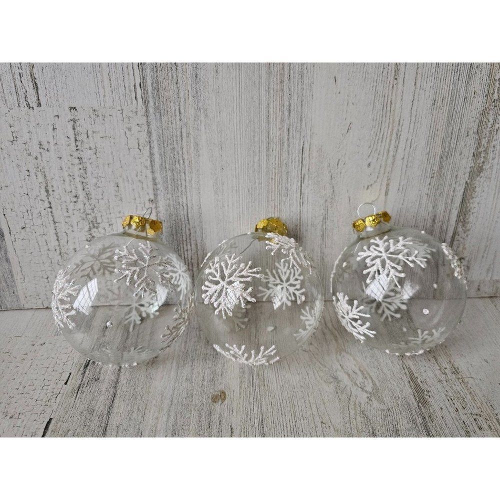 Glass snowflake ball ornament vintage Xmas tree set all